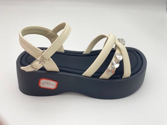 女性 白い底のサンダル 純粋な色と真皮のラインストーン